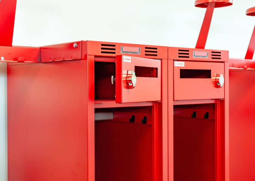Feuerwehrspind PROFLEX in Schneverdingen Detailansicht Privatfächer | rotstahl Feuerwehrspind PROFLEX in Schneverdingen Detailansicht Privatfächer | rotstahl